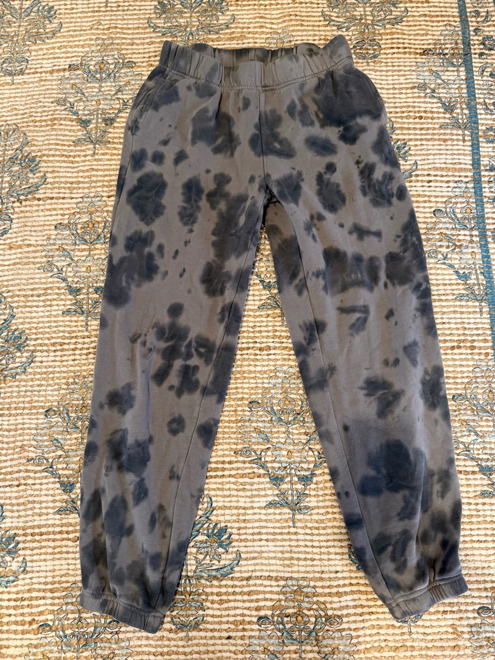 La Hearts Women’s Black & Gray Tie-Dye Joggers